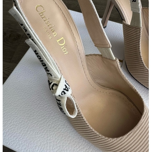 CHRISTIAN DIOR - Picture 4 of 7